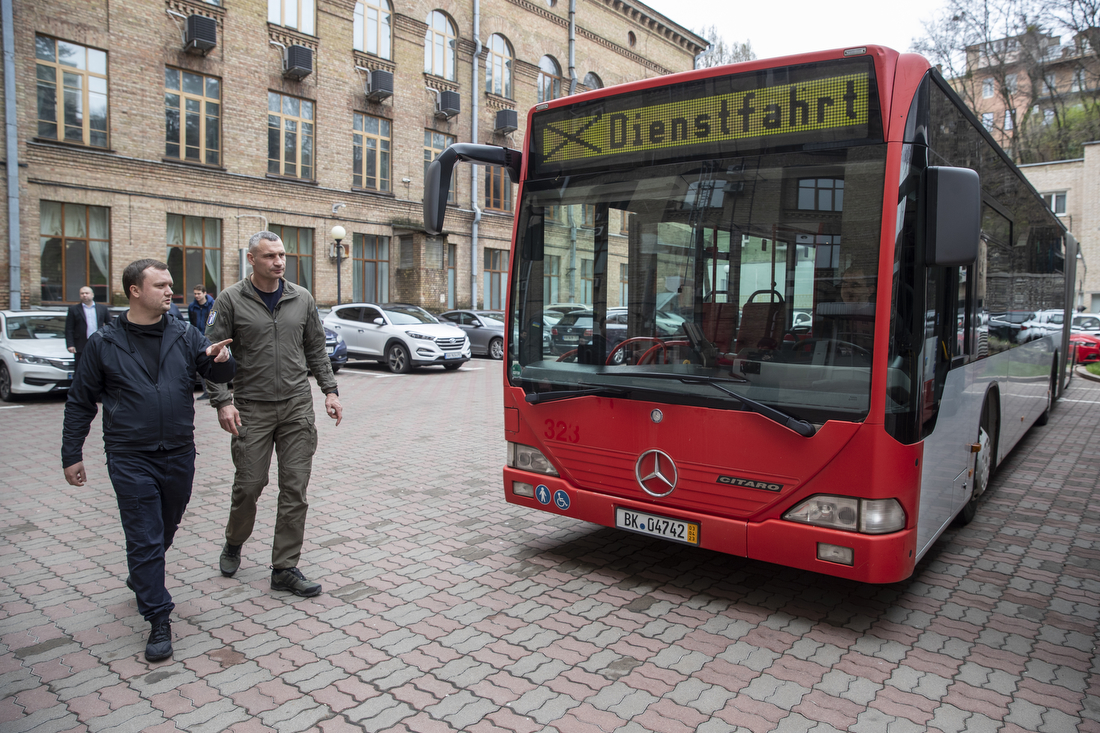 В Киеве появятся новые автобусы из Гамбурга: как они выглядят (фото)